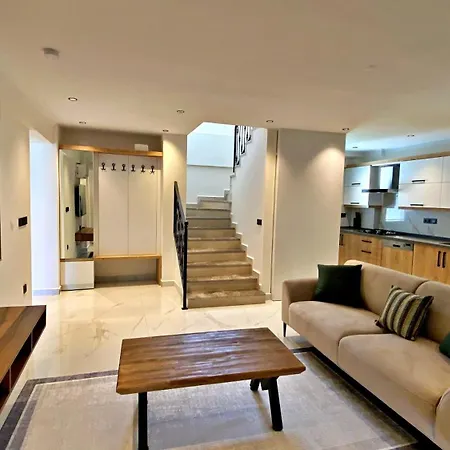 Oeykuem * Φετιγιέ